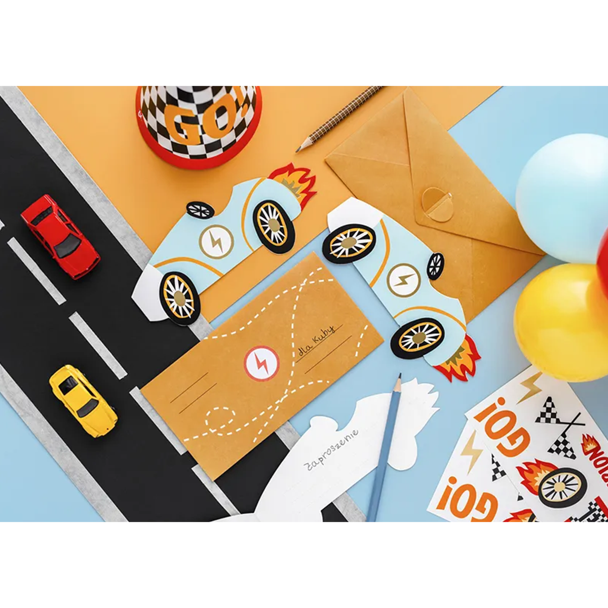 6 uitnodigingen - Raceauto's