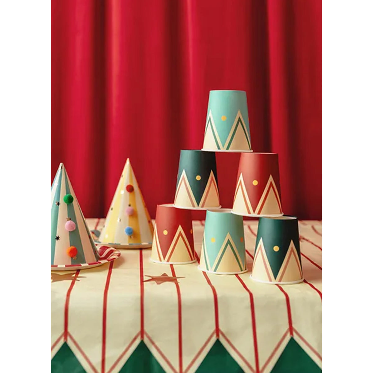 6 papieren bekers - 220 ml - Circus